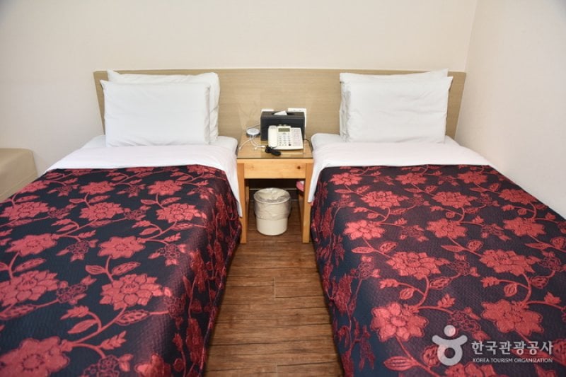 Highland Hotel - Goodstay  (33/37)
