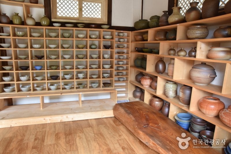 Tohyang Gotaek (The Old House of Tohyang)(토향고택) [한국관광품질인증/Korea Quality] (25/71)
