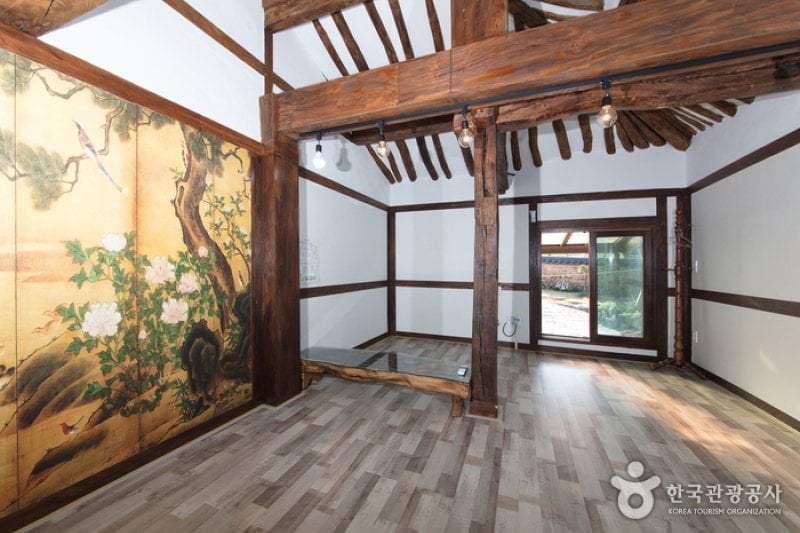 Flowers Blossoms in the Mountains Co., Ltd. ((주)산에는 꽃이피네)[한국관광품질인증/Korea Quality] (6/26)
