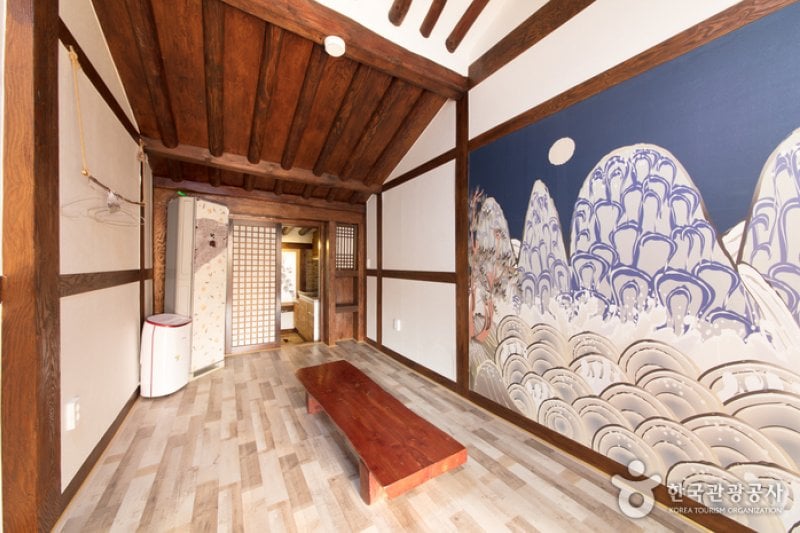 Flowers Blossoms in the Mountains Co., Ltd. ((주)산에는 꽃이피네)[한국관광품질인증/Korea Quality] (13/26)