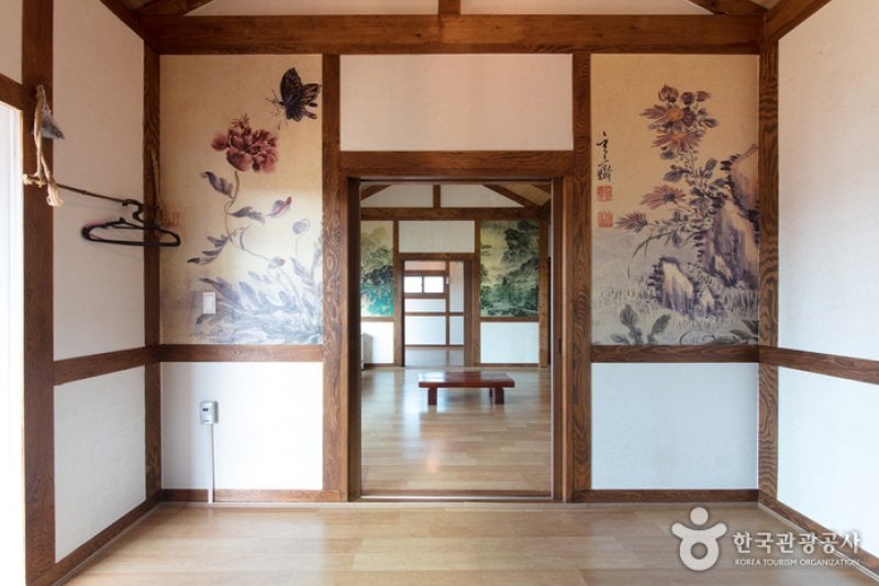 Flowers Blossoms in the Mountains Co., Ltd. ((주)산에는 꽃이피네)[한국관광품질인증/Korea Quality] (23/26)