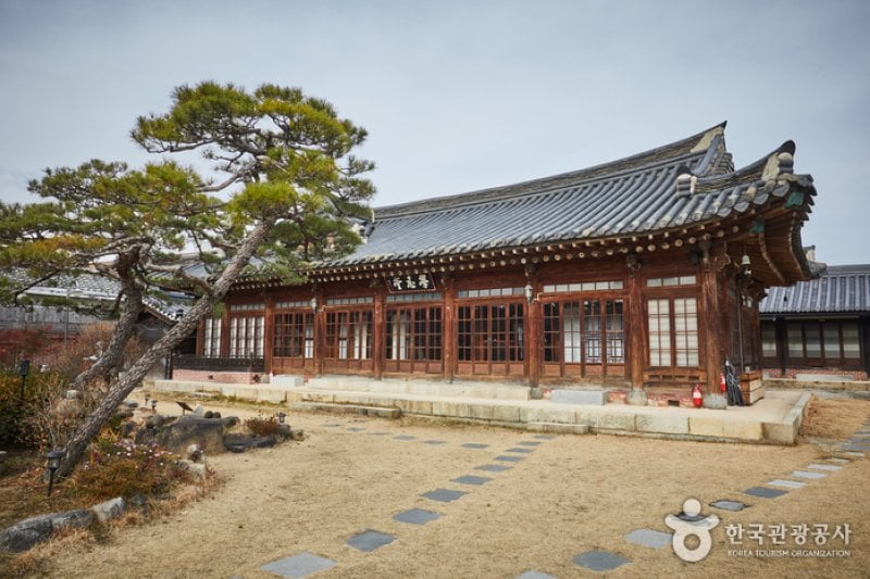 Hagindang (학인당) [한국관광품질인증/Korea Quality] (18/23)