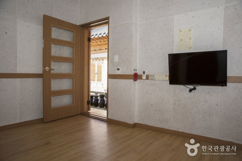 Nadeul Hanok  (11/25)