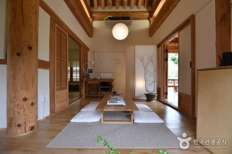 Gochangeupseong Hanok Village  (4/28)
