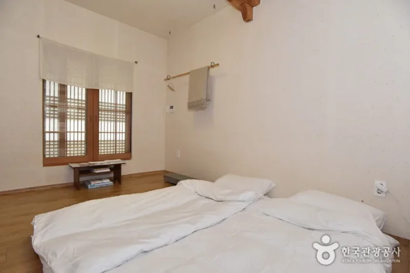 Gochangeupseong Hanok Village  (8/28)