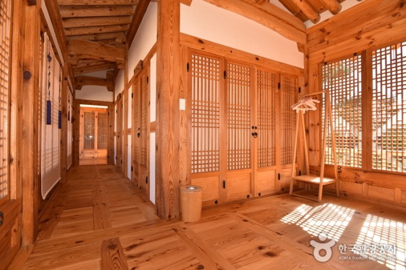 Sancheong Yulsuwon (3/44)