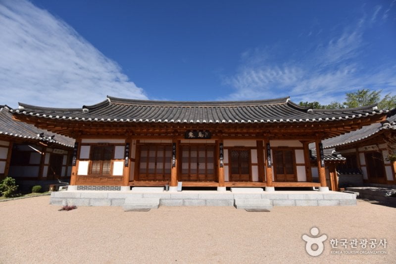 Sancheong Yulsuwon (42/44)