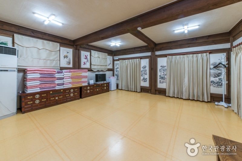 Gangneung Seongyojang  (12/30)