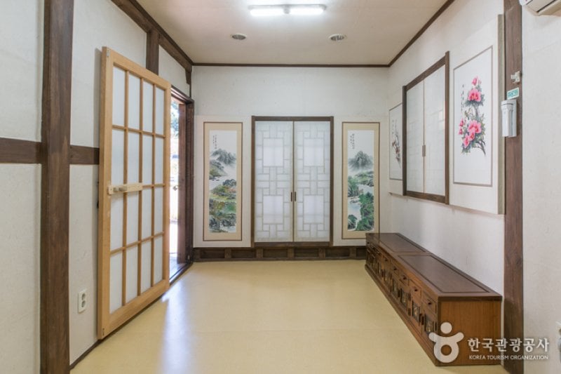 Gangneung Seongyojang  (28/30)