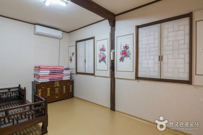 Gangneung Seongyojang  (29/30)