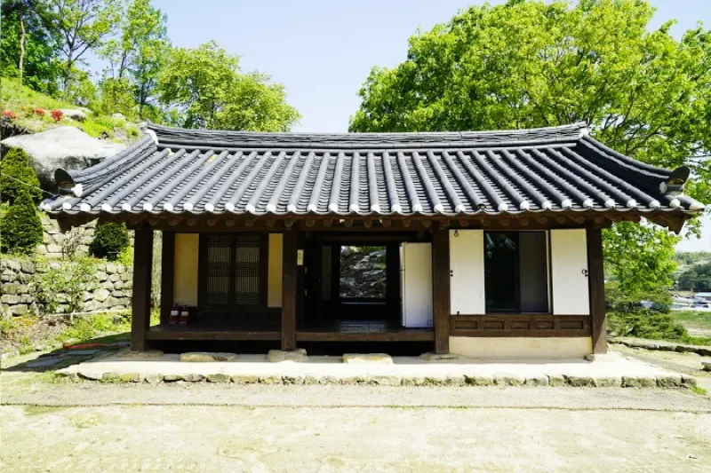 Dojeongseowon (도정서원) (7/21)
