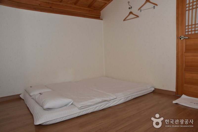 Cheonggong Hanok  (18/30)