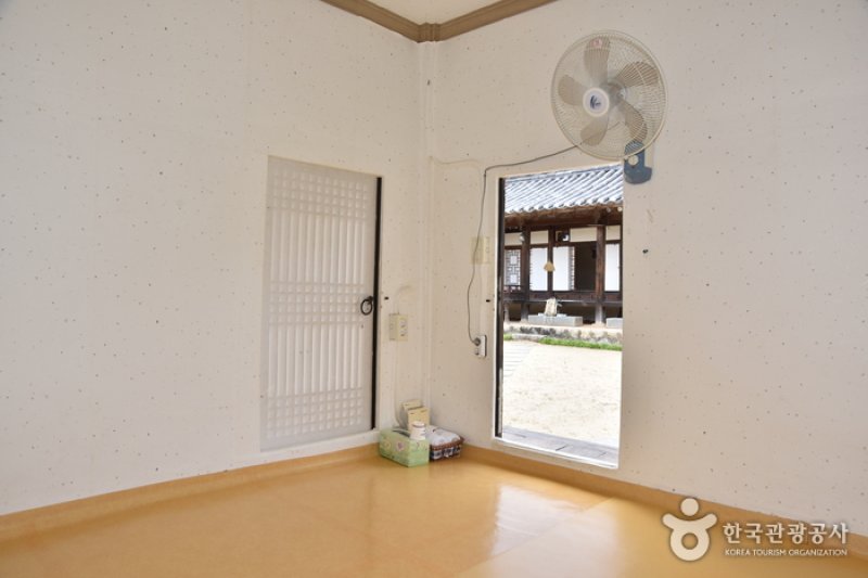 Bonghwa Namho Gutaek (남호구택) (23/29)