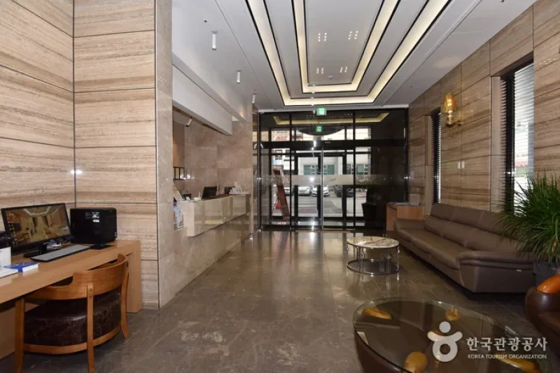 Dubai Hotel  (6/22)