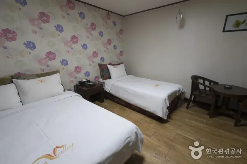 High Valley Hotel - Goodstay   (14/21)