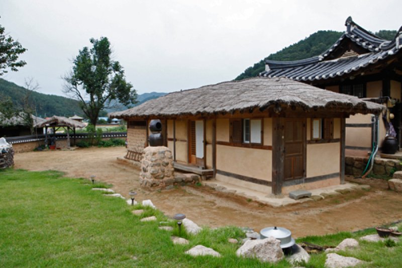 Changsil Gotaek (The Old House of Changsil)(창실고택) [한국관광품질인증/Korea Quality] (9/9)