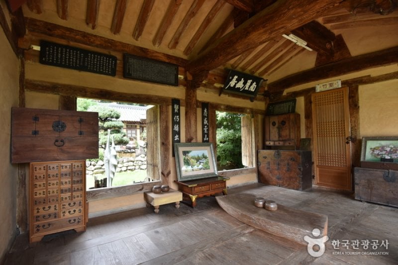 Saudang Jongtaek  (18/22)