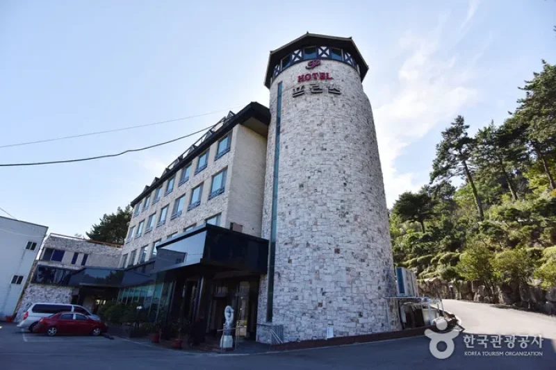 Prince Hotel  (38/49)