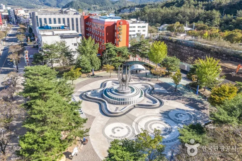 Bugok Hot Springs Special Tourist Zone  (2/10)