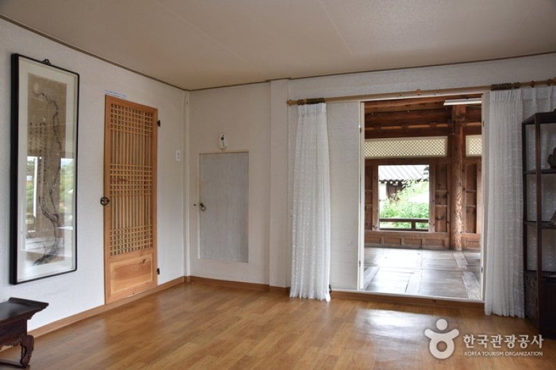 Tohyang Gotaek (The Old House of Tohyang)(토향고택) [한국관광품질인증/Korea Quality] (55/71)