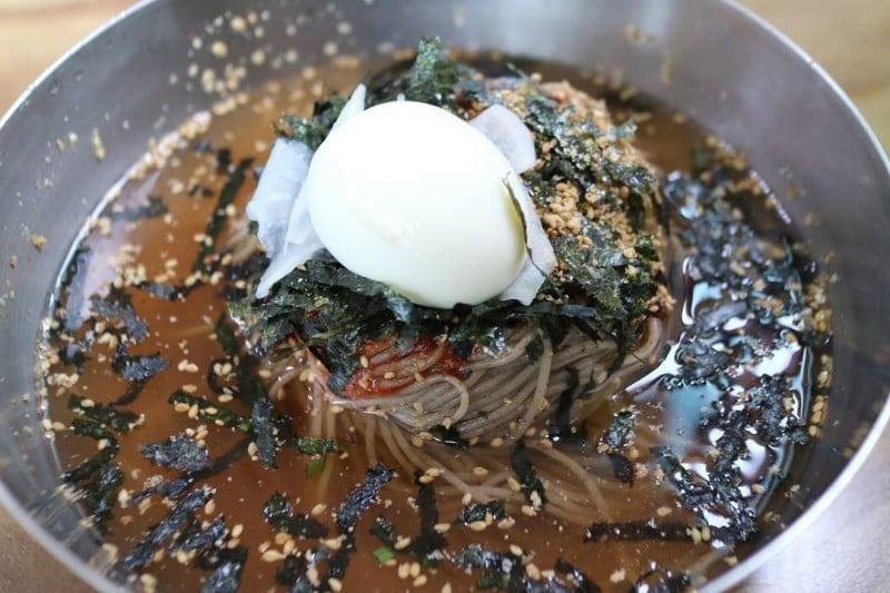 Jingogae Naengmyeon  (3/5)