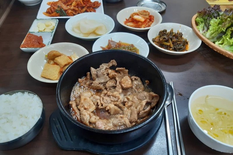 Sinseong Gisa Sikdang  (2/4)