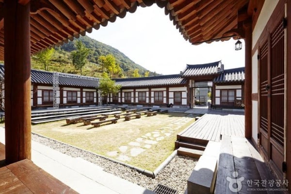 Chwirakwon (Association for Preservation of Pilbong Farmers Music of Imsil) [Korea Quality]