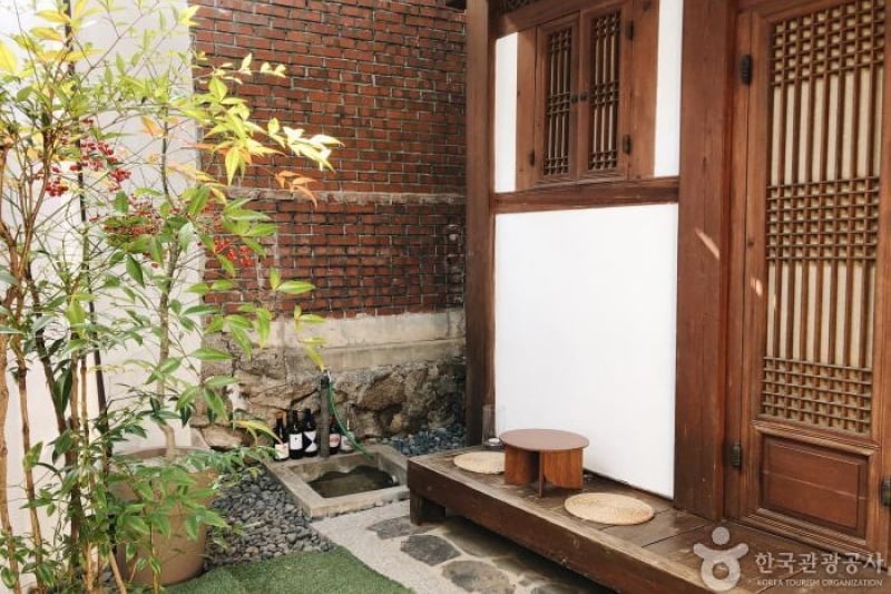 Roomin Bukchon [Korea Quality] / 루민북촌 [한국관광 품질인증] (2/2)
