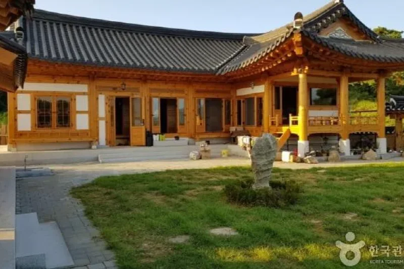 Pungsongjae [Korea Quality] / 풍송재 [한국관광 품질인증] (1/5)
