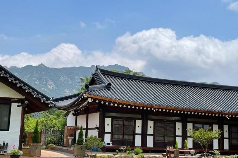 Yeonhee Hanok Pension [Korea Quality] / 영암연희한옥펜션 [한국관광 품질인증] (1/12)