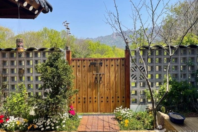 Yeonhee Hanok Pension [Korea Quality] / 영암연희한옥펜션 [한국관광 품질인증] (3/12)