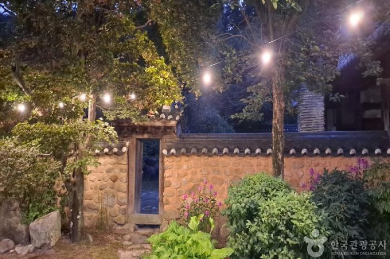 Gwonjinsadaek House [Korea Quality] / 권진사댁 [한국관광 품질인증] (3/8)