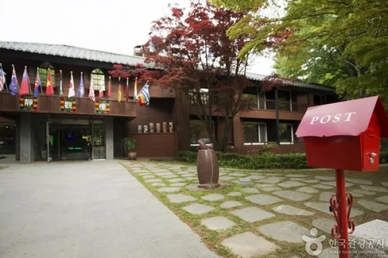 Jeong Gwan Ru  (10/12)