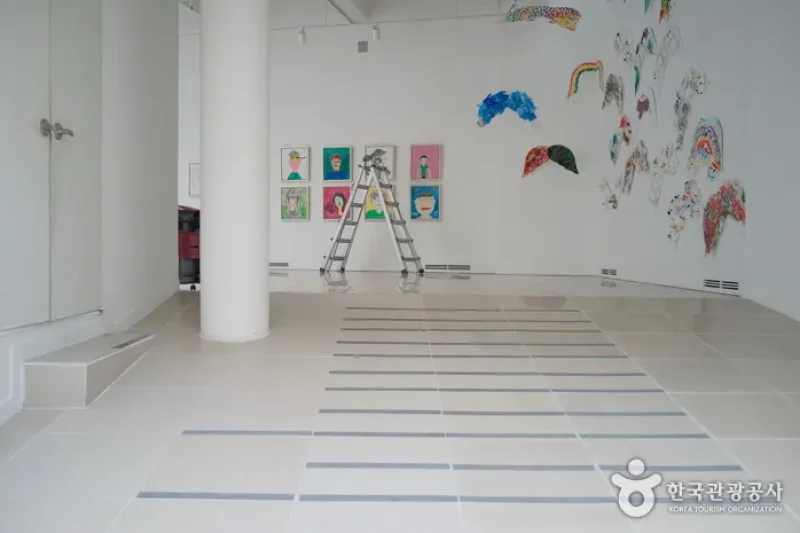 Zaha Museum (자하미술관) (6/13)
