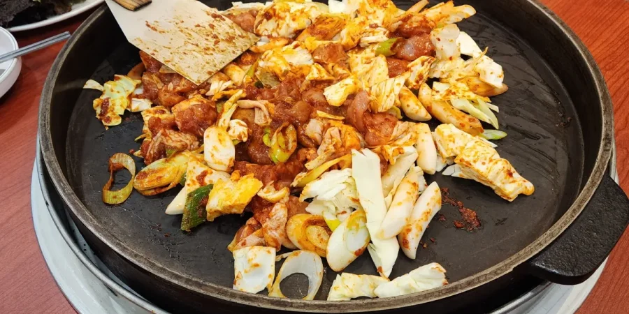Choigangdalin Chuncheon Dakgalbi Makguksu Myeongdong Branch