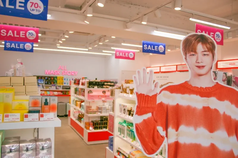 All Mask Story Myeongdong 3rd Avenue Branch (9/23)
