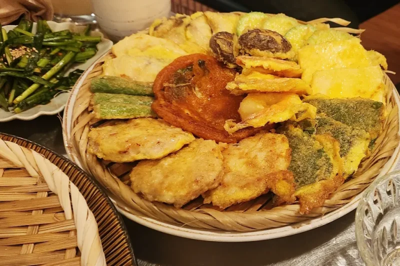 Sinsajeon (1/9)