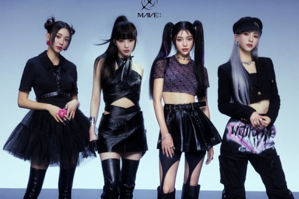 Metaverse Entertainment's first idol group, 'MAVE:', officially debuts.
