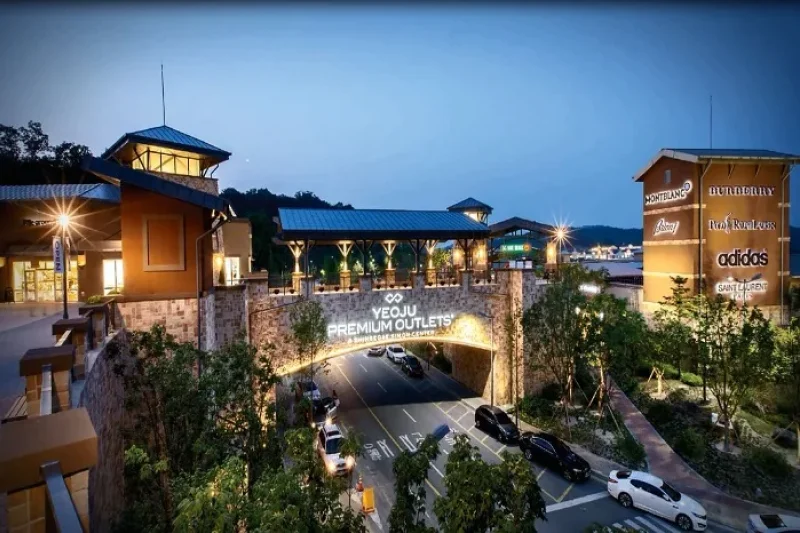 Shinsegae Simon Yeoju Premium Outlets (18/21)