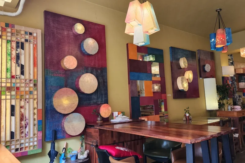 Incheon HANJISAENGGAK LeeDak Hanji Art Gallery &amp; Cafe (26/27)