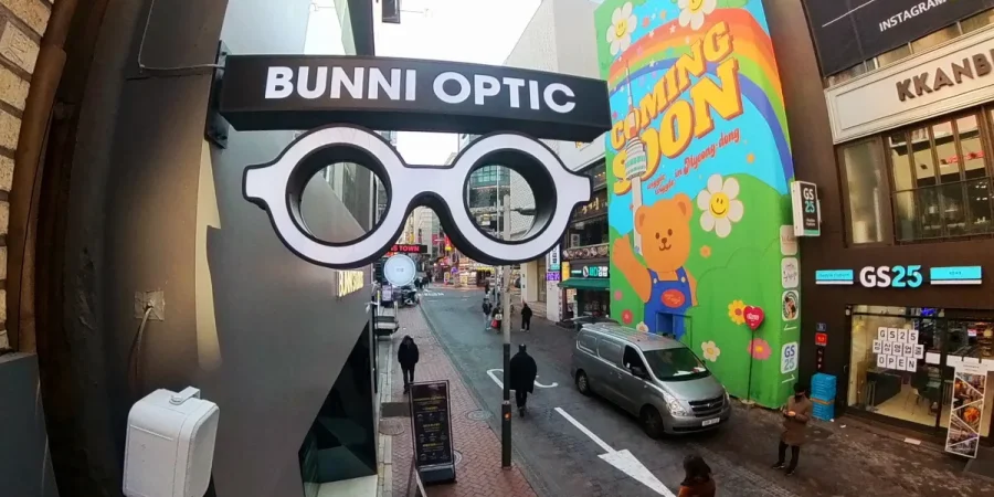 Bunni Studios Optical Myeongdong Main Branch & LENSTOWN CONTACTS Myeongdong Branch