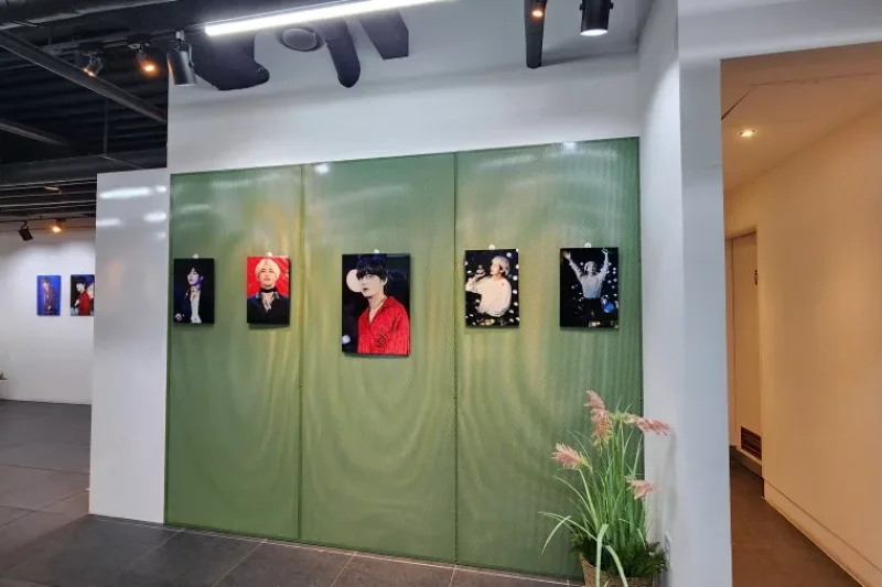 cafe Lucky Ducky Myeong-dong Branch (3/13)