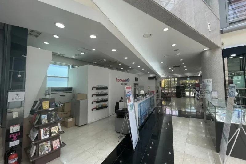 Incheon General Tourist Information Center (6/11)