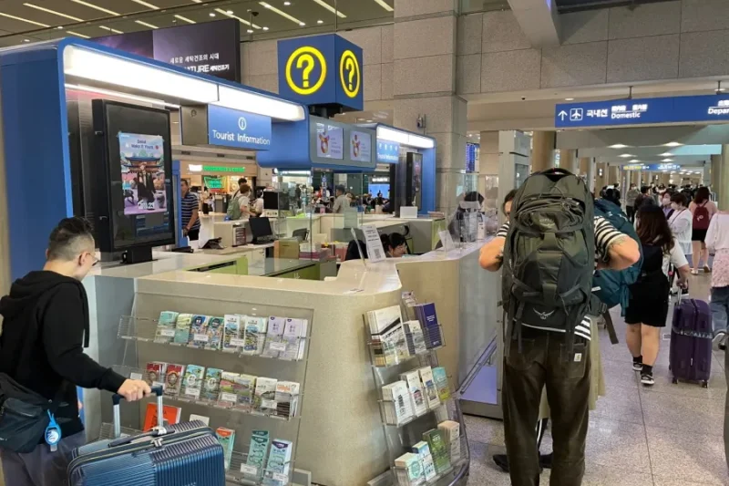 Incheon Int'l Airport Tourist Information Center (Terminal 1, West) (3/7)