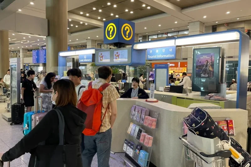 Incheon Int'l Airport Tourist Information Center (Terminal 1, West) (4/7)