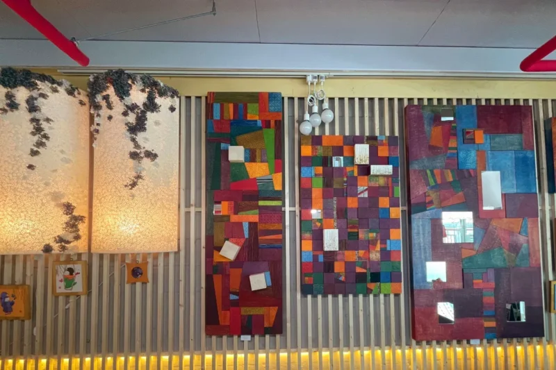 HANJISAENGGAK LeeDak Hanji Art Gallery - Incheon Sangsang Platform Branch (12/37)