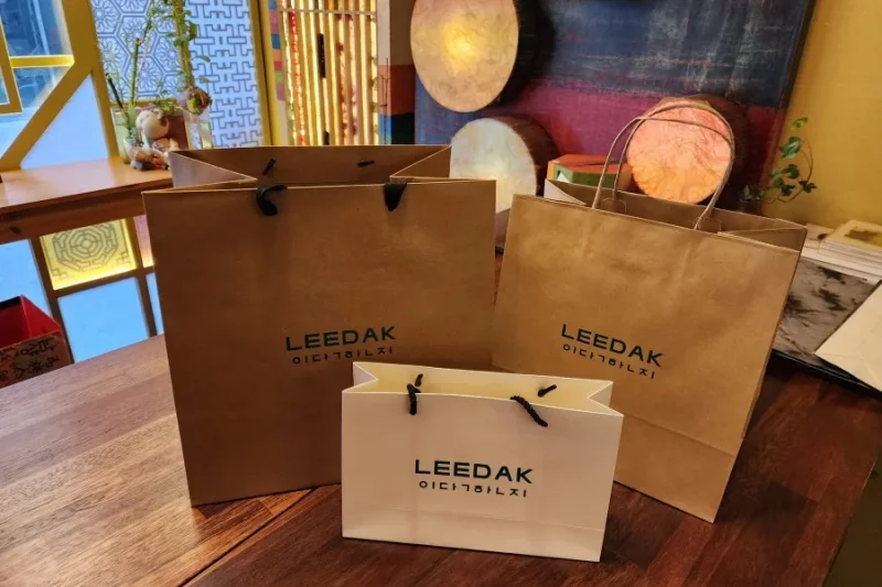 HANJISAENGGAK LeeDak Hanji Art Gallery - Incheon Sangsang Platform Branch (26/37)