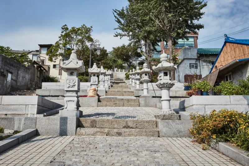 Cheongil Jogyeji Stairway (2/5)