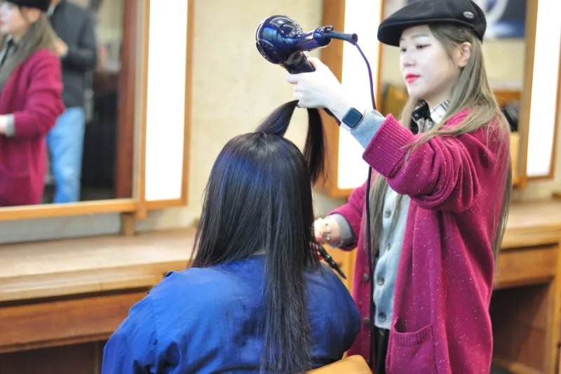 CARADI Seoul Hair Salon - Gangnam Head Spa (scalp treatment) &amp; Make-up and Hair Styling &amp; Personal Color Analysis (38/70)