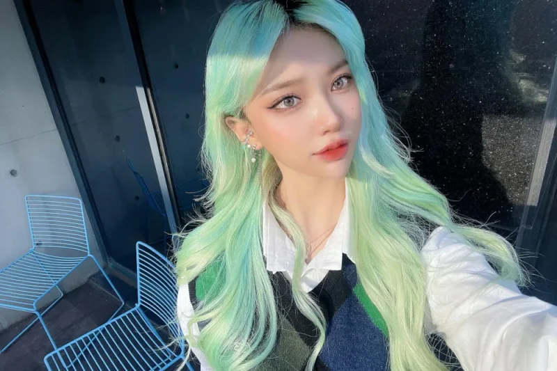 CARADI Seoul Hair Salon - Gangnam Head Spa (scalp treatment) &amp; Make-up and Hair Styling &amp; Personal Color Analysis (47/70)